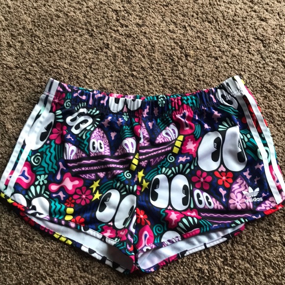 90’s pattern Adidas booty shorts Sz. medium - Picture 1 of 4